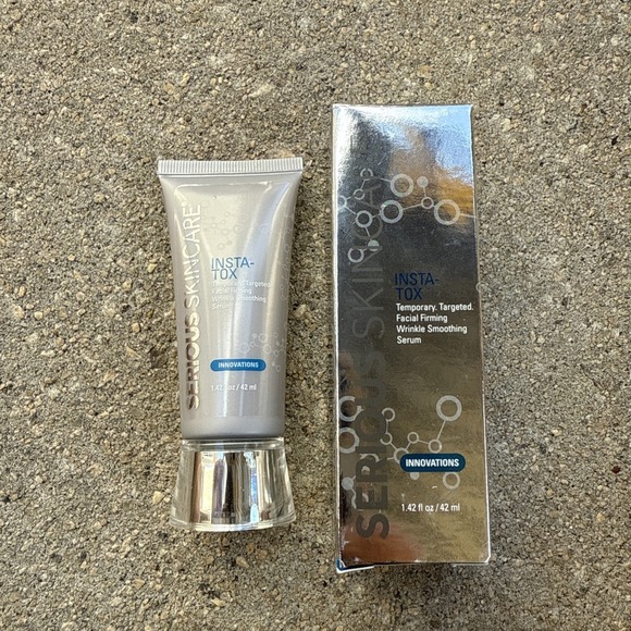 SERIOUS SKINCARE ~ INSTA-TOX FACIAL FIRMING WRINKLE SMOOTHING SERUM  1.42 fl. oz - Picture 1 of 1